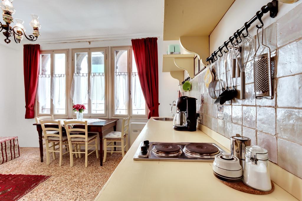 Appartement Ca' Badoer Frari à Venise Extérieur photo